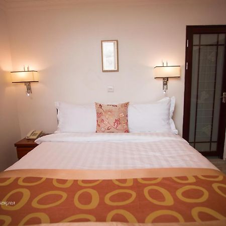 Regency Resort Singida Εξωτερικό φωτογραφία